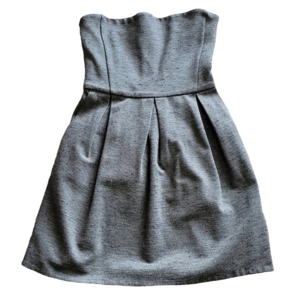 Aritzia Dresses & Skirts - Aritzia Wilfred Harmonie Ponte strapless mini dress size 4